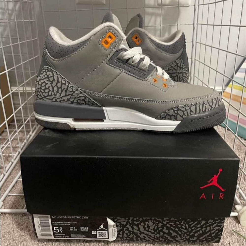 Jordan 3 cool grey 5.5Y(7W)
